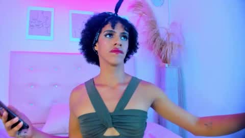 aprill_fox online show from October 6, 2025, 10:18 pm