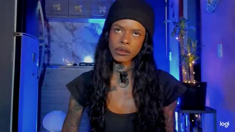 aprillebony319262 online show from February 4, 2026, 9:53 pm