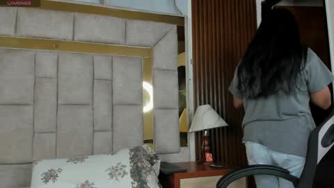 Snapshot of aprilmiiller chatting on May 25, 2026, 1:06 pm aprilmiiller online show from May 25, 2026, 1:06 pm