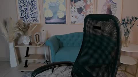 April. All year round.  online show from September 25, 2025, 2:59 am