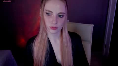 aqualen online show from November 11, 2025, 12:05 pm