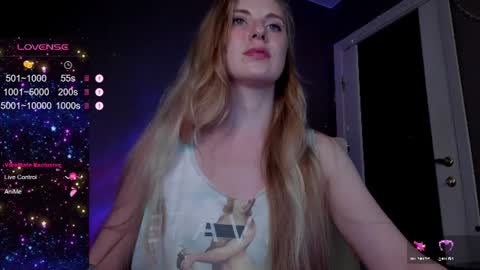 Snapshot of aqualen chatting on June 17, 2026, 9:56 am aqualen online show from June 17, 2026, 9:56 am