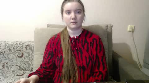 Josefin online show from March 26, 2026, 3:50 pm