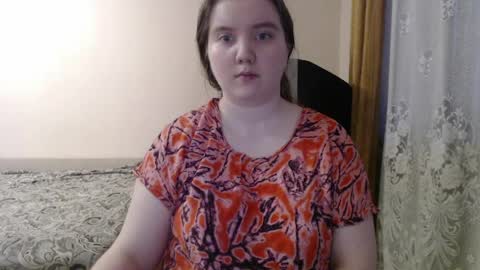Josefin online show from April 23, 2026, 1:46 pm