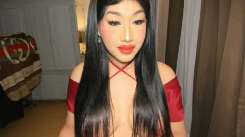 Snapshot of aqueenofcumxx chatting on April 17, 2026, 7:06 pm Alicia online show from April 17, 2026, 7:06 pm