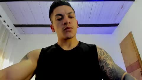 Snapshot of aquiles_51 chatting on March 8, 2025, 10:45 pm Jonathan online show from March 8, 2025, 10:45 pm