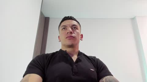Snapshot of aquiles_51 chatting on July 11, 2026, 6:43 pm Jonathan online show from July 11, 2026, 6:43 pm