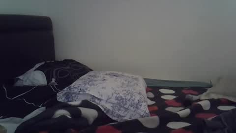 Snapshot of ar2r13 chatting on October 27, 2025, 12:53 pm ar2r13 online show from October 27, 2025, 12:53 pm