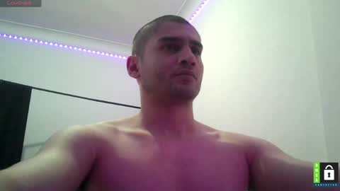 Snapshot of arab_b chatting on May 17, 2026, 8:01 am Thiago online show from May 17, 2026, 8:01 am