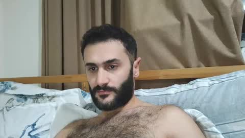 Snapshot of arabhairy90 chatting on December 3, 2024, 5:01 pm hairycub online show from December 3, 2024, 5:01 pm