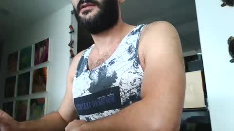 Snapshot of arabhairy90 chatting on December 6, 2024, 6:37 am hairycub online show from December 6, 2024, 6:37 am