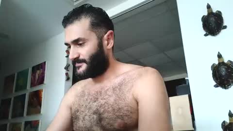 Snapshot of arabhairy90 chatting on December 6, 2024, 9:43 am hairycub online show from December 6, 2024, 9:43 am