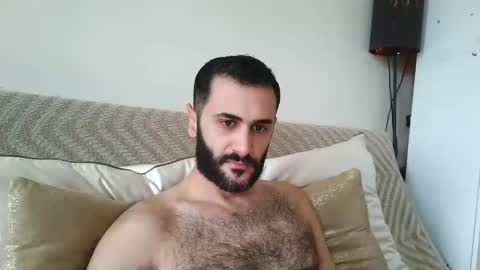 Snapshot of arabhairy90 chatting on December 16, 2024, 6:10 am hairycub online show from December 16, 2024, 6:10 am