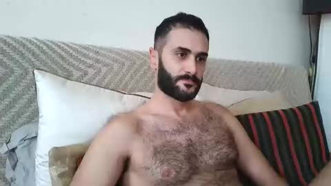 Snapshot of arabhairy90 chatting on January 30, 2025, 9:47 am hairycub online show from January 30, 2025, 9:47 am