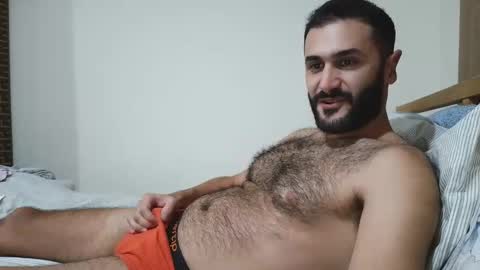 Snapshot of arabhairy90 chatting on February 2, 2025, 5:15 pm hairycub online show from February 2, 2025, 5:15 pm