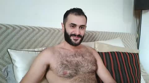 Snapshot of arabhairy90 chatting on February 20, 2025, 4:28 am hairycub online show from February 20, 2025, 4:28 am