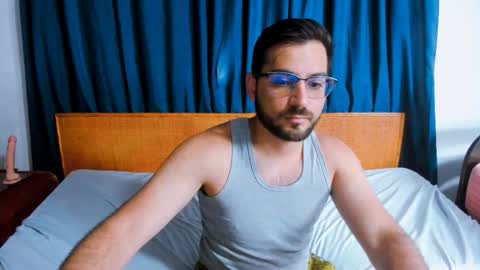 Snapshot of araboys chatting on December 3, 2025, 2:52 am Youssef Alkhoury online show from December 3, 2025, 2:52 am