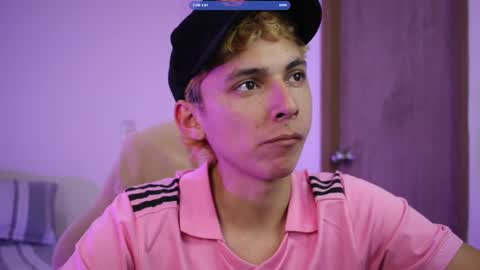 Snapshot of archi_love chatting on October 18, 2025, 10:43 pm ARCHIBALDO online show from October 18, 2025, 10:43 pm