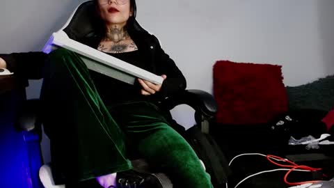 Ardat lili69 online show from December 19, 2024, 7:18 pm