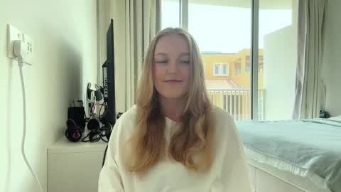 Snapshot of ardellleclair chatting on May 17, 2026, 9:38 am Ariana online show from May 17, 2026, 9:38 am