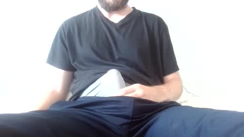 Arek online show from May 1, 2026, 9:03 am