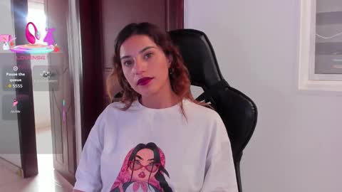 Snapshot of arenne___ chatting on November 27, 2025, 7:38 pm Arenne online show from November 27, 2025, 7:38 pm