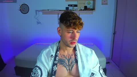 Snapshot of ares_blue chatting on May 12, 2026, 12:13 pm ares blue online show from May 12, 2026, 12:13 pm