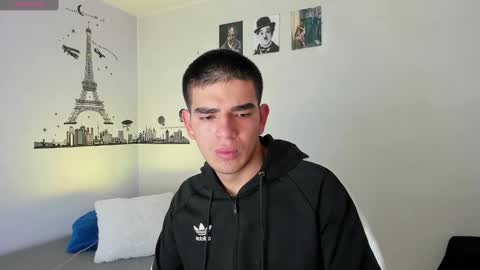 Snapshot of ares_johnsonn chatting on December 9, 2024, 12:51 pm Ares online show from December 9, 2024, 12:51 pm
