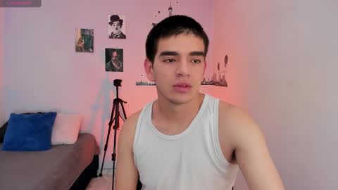 Snapshot of ares_johnsonn chatting on December 25, 2024, 2:14 am Ares online show from December 25, 2024, 2:14 am