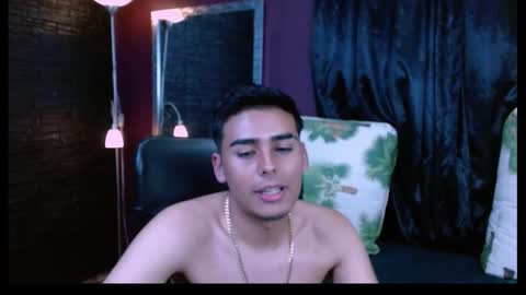 Snapshot of arescolt chatting on November 7, 2025, 8:31 pm MATTHEW online show from November 7, 2025, 8:31 pm