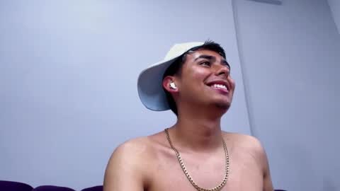 Snapshot of arescolt chatting on November 19, 2025, 6:08 pm MATTHEW online show from November 19, 2025, 6:08 pm