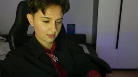 AresNoir online show from June 3, 2026, 10:26 pm