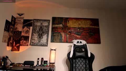 aress444 online show from January 13, 2026, 8:36 pm