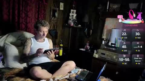 Snapshot of argabright chatting on March 8, 2026, 7:12 am argabright online show from March 8, 2026, 7:12 am