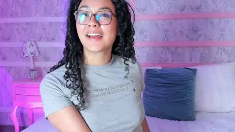 Snapshot of arhii_khay chatting on May 11, 2026, 4:04 pm Ari online show from May 11, 2026, 4:04 pm