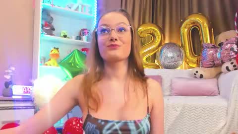 Snapshot of ari3el chatting on March 13, 2026, 9:32 pm Ariel online show from March 13, 2026, 9:32 pm