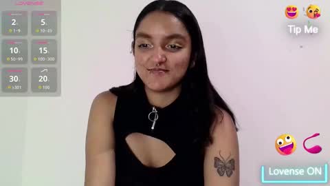 Bella online show from September 8, 2025, 11:37 pm