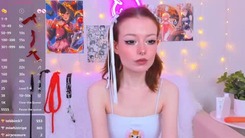 Snapshot of ari_lavellan chatting on January 9, 2025, 4:30 am ari online show from January 9, 2025, 4:30 am