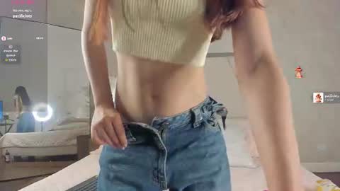 Snapshot of ari_wilde chatting on July 1, 2026, 12:40 pm Ari Wilde online show from July 1, 2026, 12:40 pm