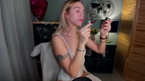 Snapshot of aria69stars chatting on November 4, 2025, 10:36 am aria69stars online show from November 4, 2025, 10:36 am