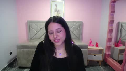 Snapshot of aria_ch1 chatting on November 27, 2025, 10:12 pm Aria online show from November 27, 2025, 10:12 pm