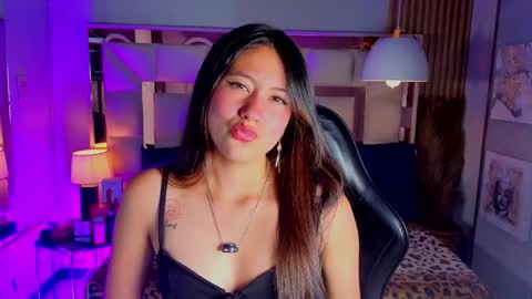 Snapshot of aria_joness_ chatting on May 19, 2026, 8:59 pm Aria Jones online show from May 19, 2026, 8:59 pm
