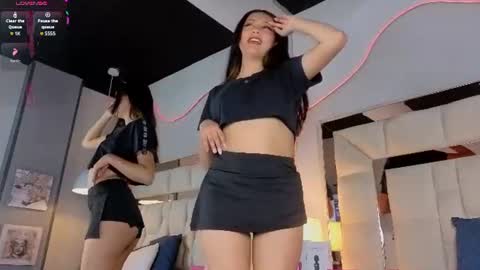 Snapshot of aria_joness_ chatting on July 22, 2026, 8:11 pm Aria Jones online show from July 22, 2026, 8:11 pm
