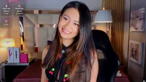 Snapshot of aria_joness_ chatting on July 30, 2026, 9:25 pm Aria Jones online show from July 30, 2026, 9:25 pm