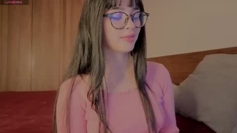 Snapshot of aria_mora chatting on June 18, 2026, 10:14 pm Roxxy online show from June 18, 2026, 10:14 pm