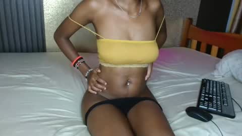 Snapshot of aria_shade chatting on November 24, 2025, 11:48 pm aria_shade online show from November 24, 2025, 11:48 pm