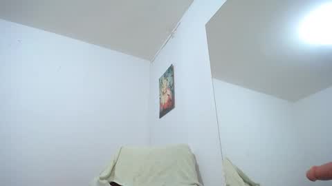 Snapshot of ariacoral chatting on September 19, 2025, 12:28 pm ariacoral online show from September 19, 2025, 12:28 pm