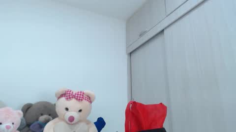 Snapshot of ariacoral chatting on October 29, 2025, 2:19 pm ariacoral online show from October 29, 2025, 2:19 pm