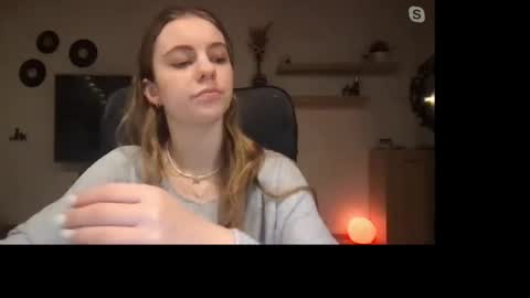 Snapshot of ariacreazy chatting on February 21, 2025, 9:22 pm AriaCreazy online show from February 21, 2025, 9:22 pm