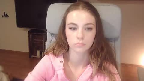 Snapshot of ariacreazy chatting on October 29, 2025, 9:27 pm AriaCreazy online show from October 29, 2025, 9:27 pm